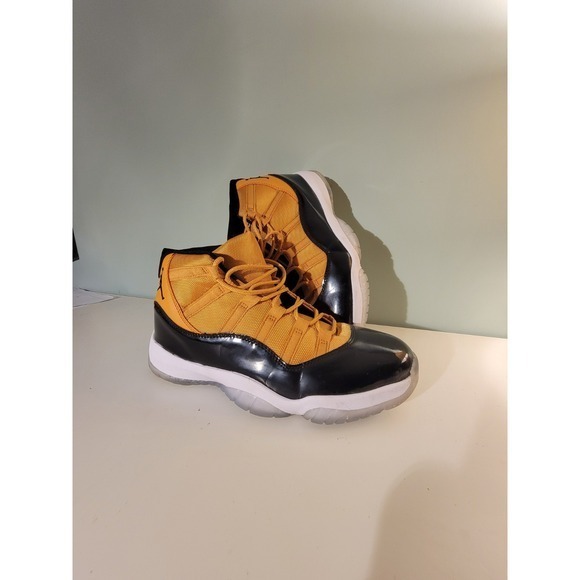 Nike Air Jordan  Retro Style  378037-710 - Picture 3 of 6